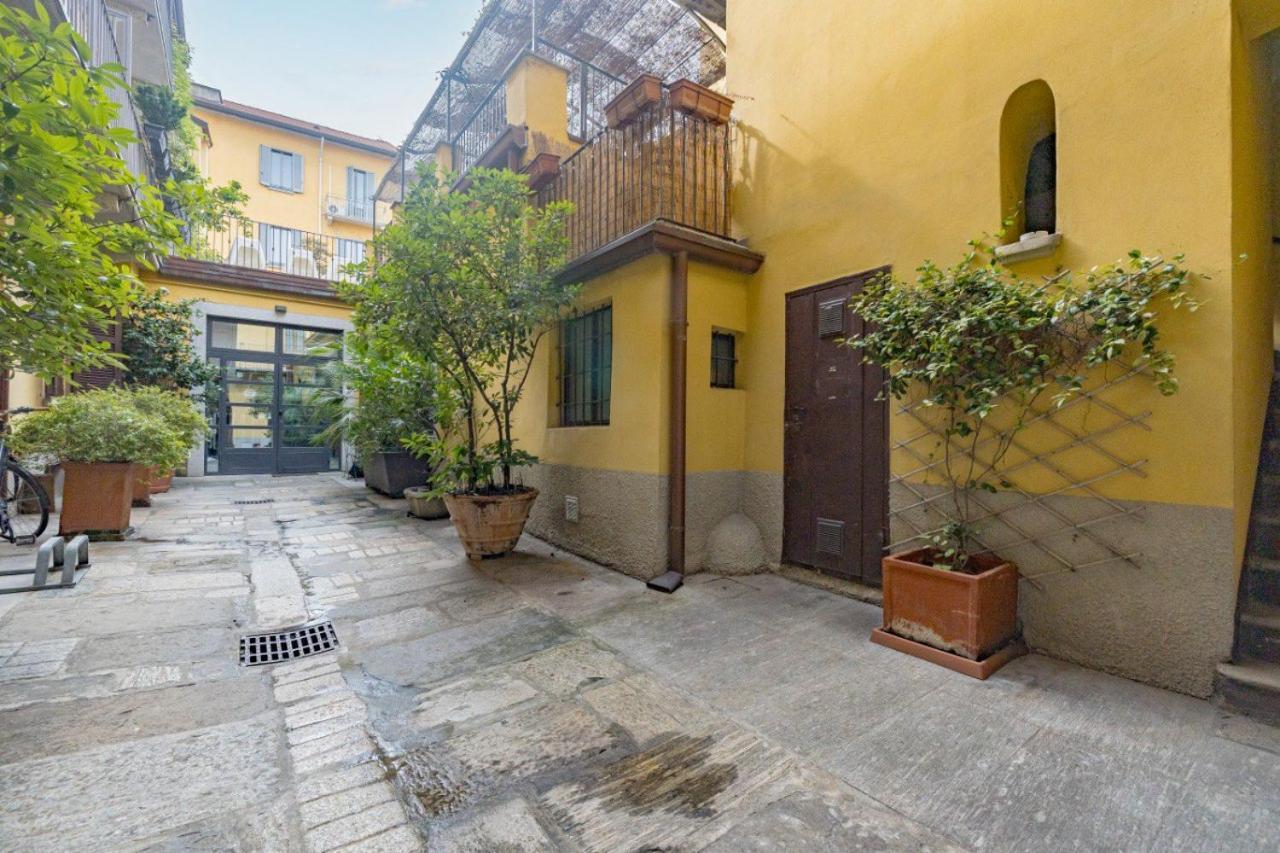 Ferienwohnung Charme Loft - 5 Min Duomo Mailand Exterior foto